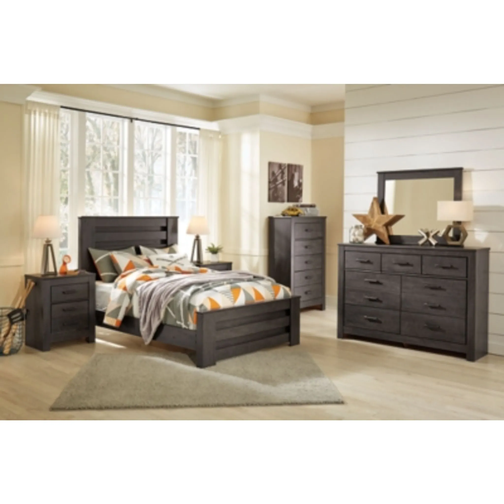 Brinxton 5 Piece Full Bedroom
