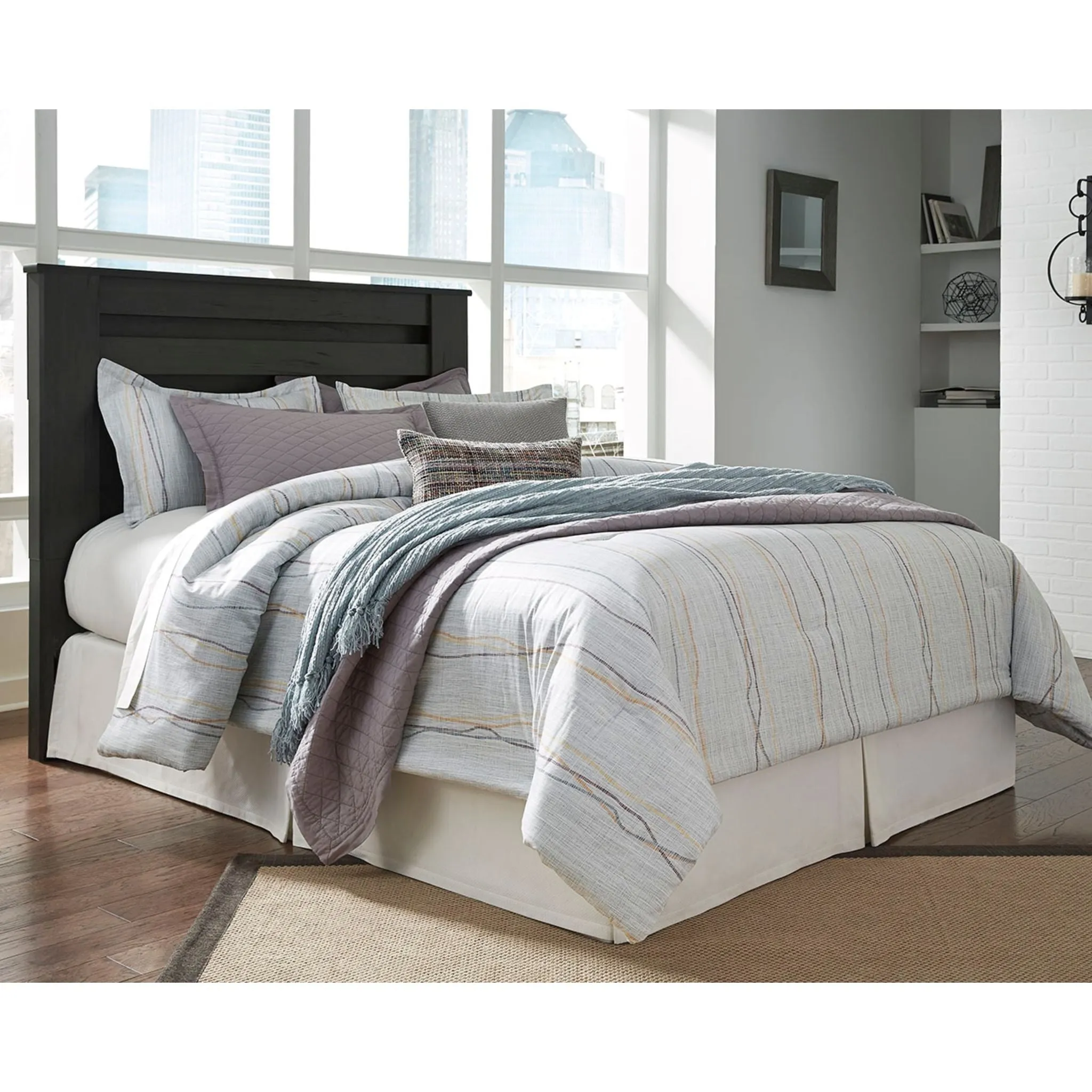 Brinxton 5 Piece Panel Bedroom