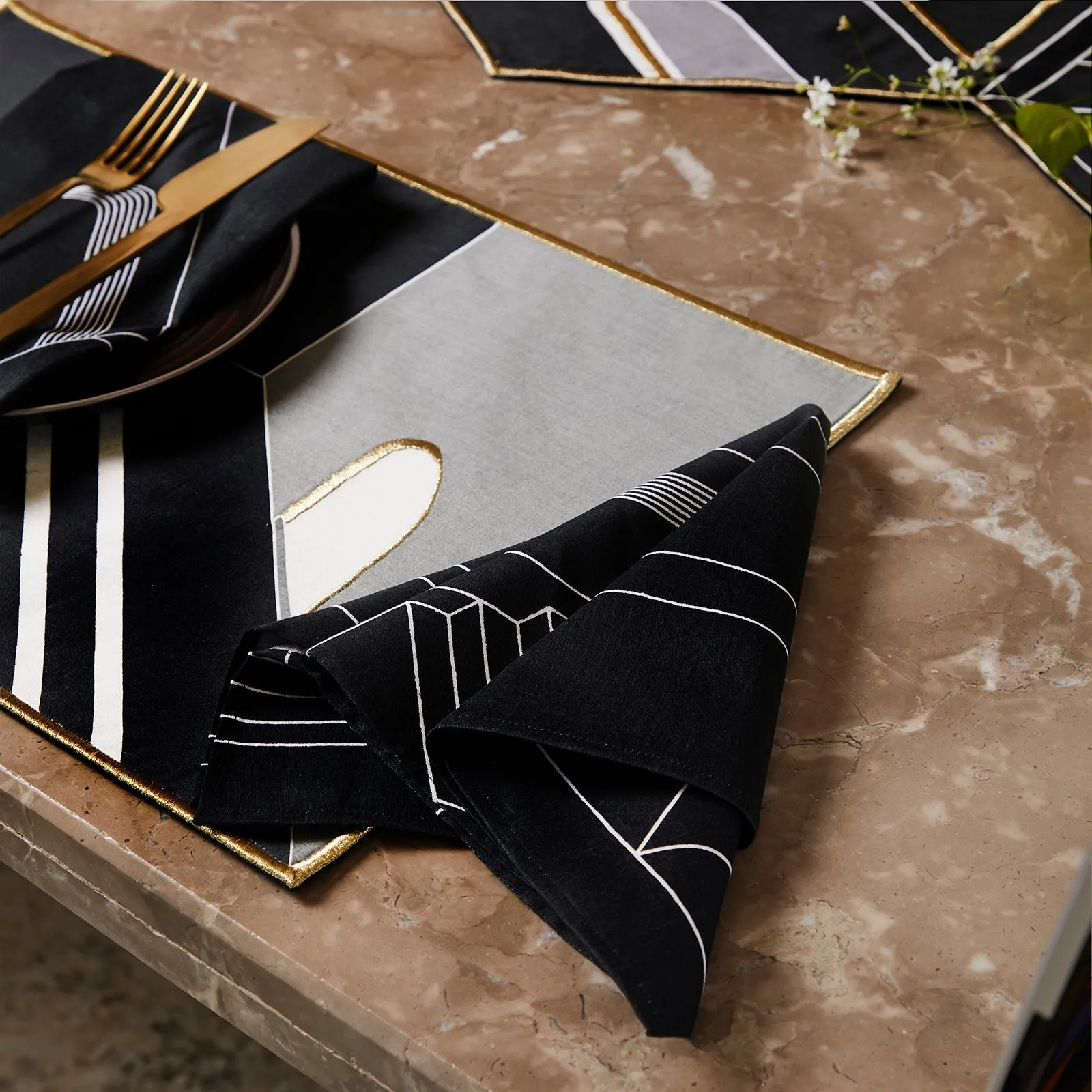City Blocks Napkins - Black