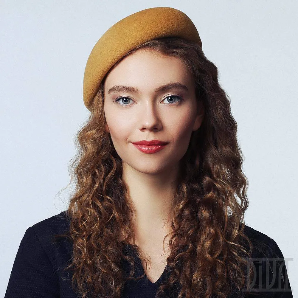 Small Yellow Beret